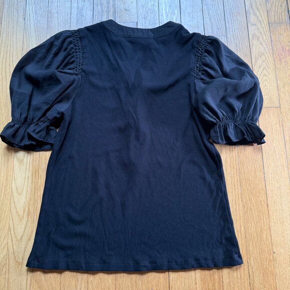 Tuckernuck Pomander Place Size M Black Livia Ribbed Short Puff Sleeve V-Neck Top - Picture 12 of 12